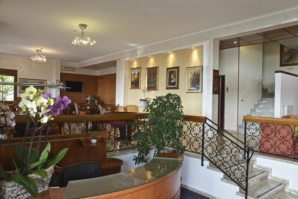 Hotel Sea Gull Ventimiglia Esterno foto